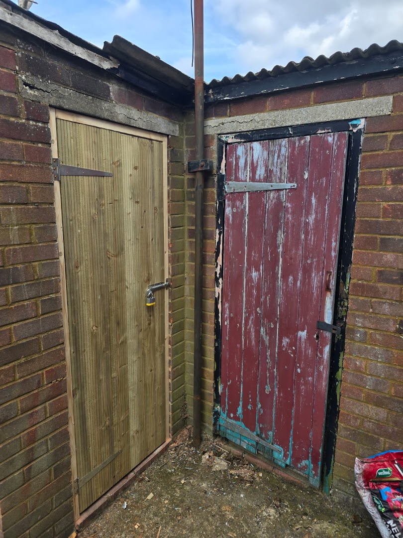 Mr Handy Man — Photos 10
